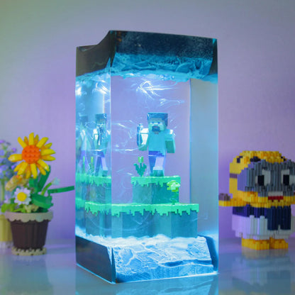 Steve Resin Lamp
